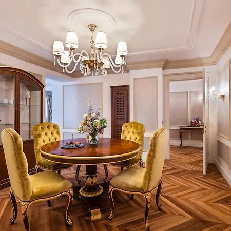 Flueela - The Unbound Collection By Hyatt ダヴォス・プラッツ