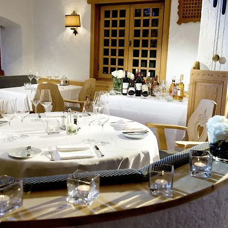 ホテル Flueela - The Unbound Collection By Hyatt 5*