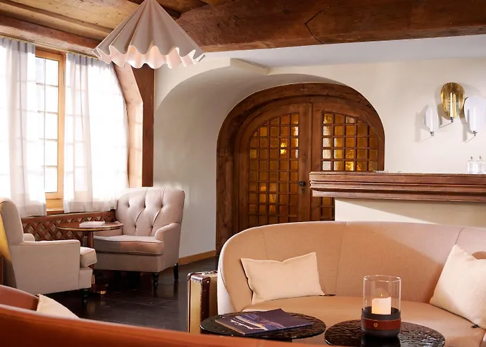 Flueela - The Unbound Collection By Hyatt